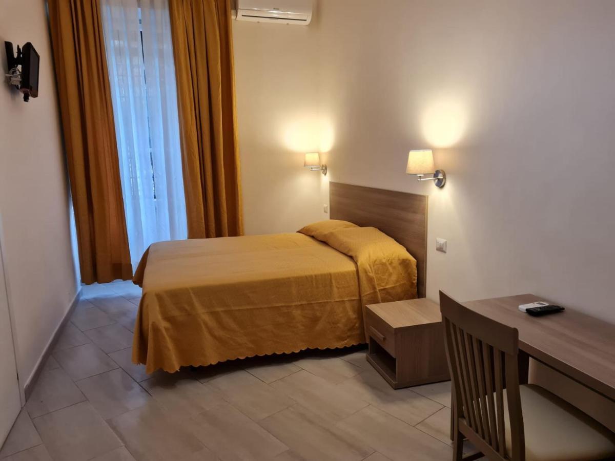 Albergo Enrica Rome Luaran gambar